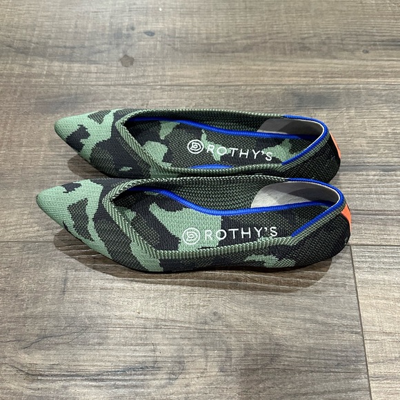 Rothy’s - Picture 3 of 5